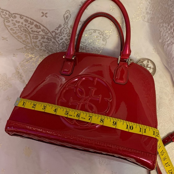 🔥HOST PICK🔥 guess limited edition 2 way bag - Picture 13 of 16